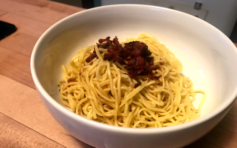 Illustration for article titled Make crispy pork and shallot-oil noodles, your new weeknight back-pocket dish
